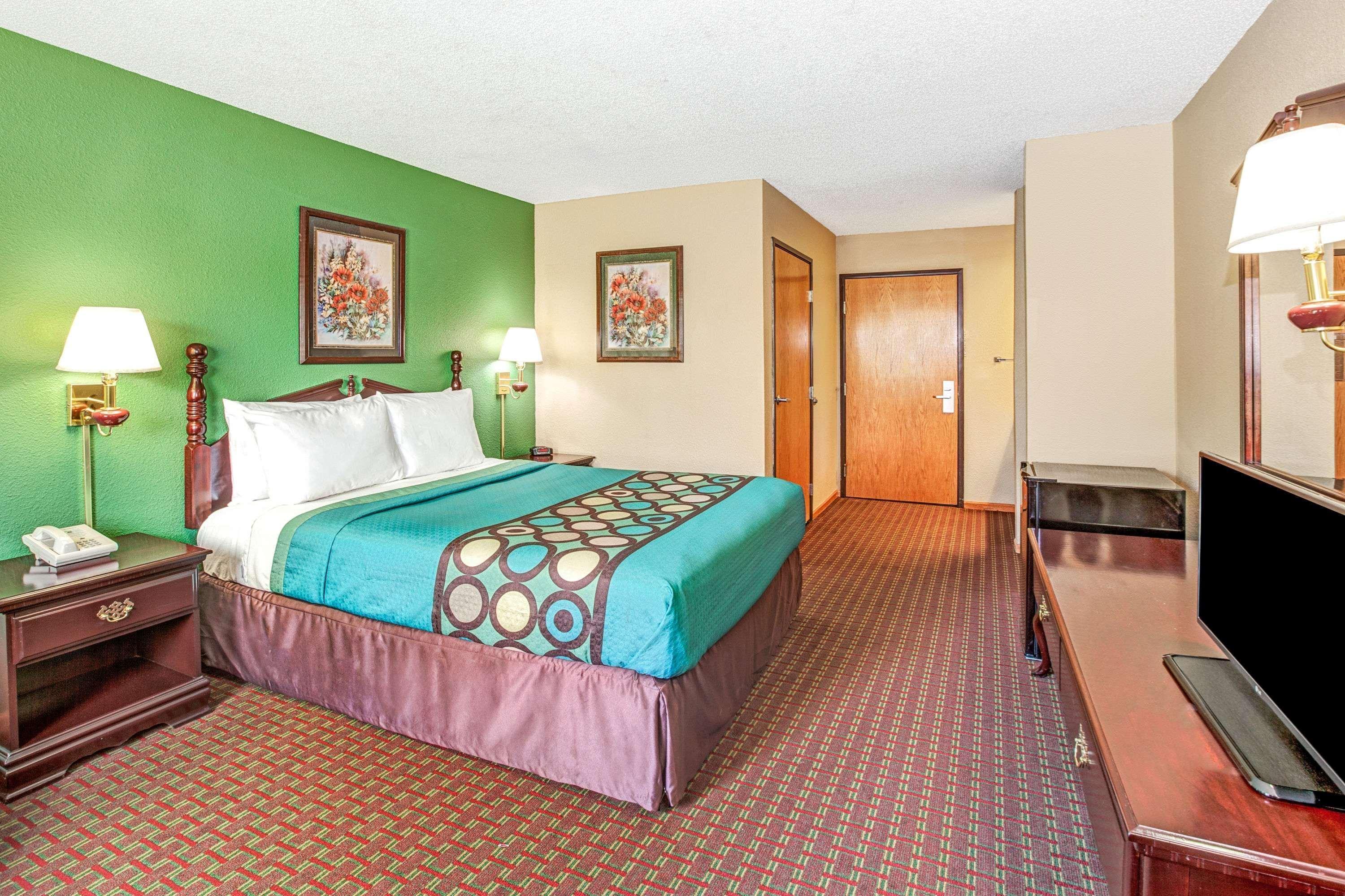 Super 8 By Wyndham Mchenry Fox Lake Area Kültér fotó