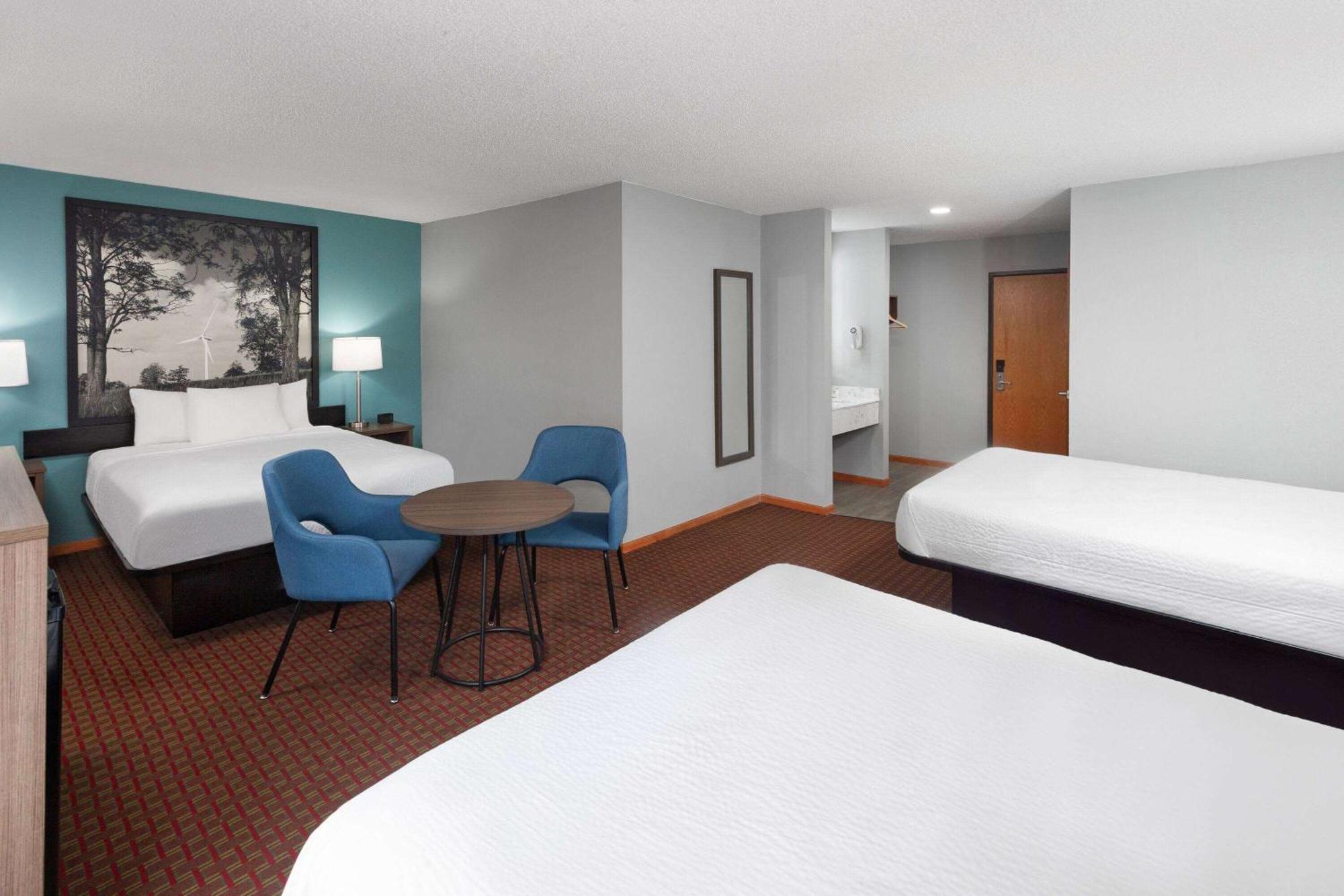 Super 8 By Wyndham Mchenry Fox Lake Area Kültér fotó